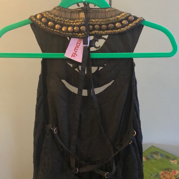 Free People - Picture 4 of 7